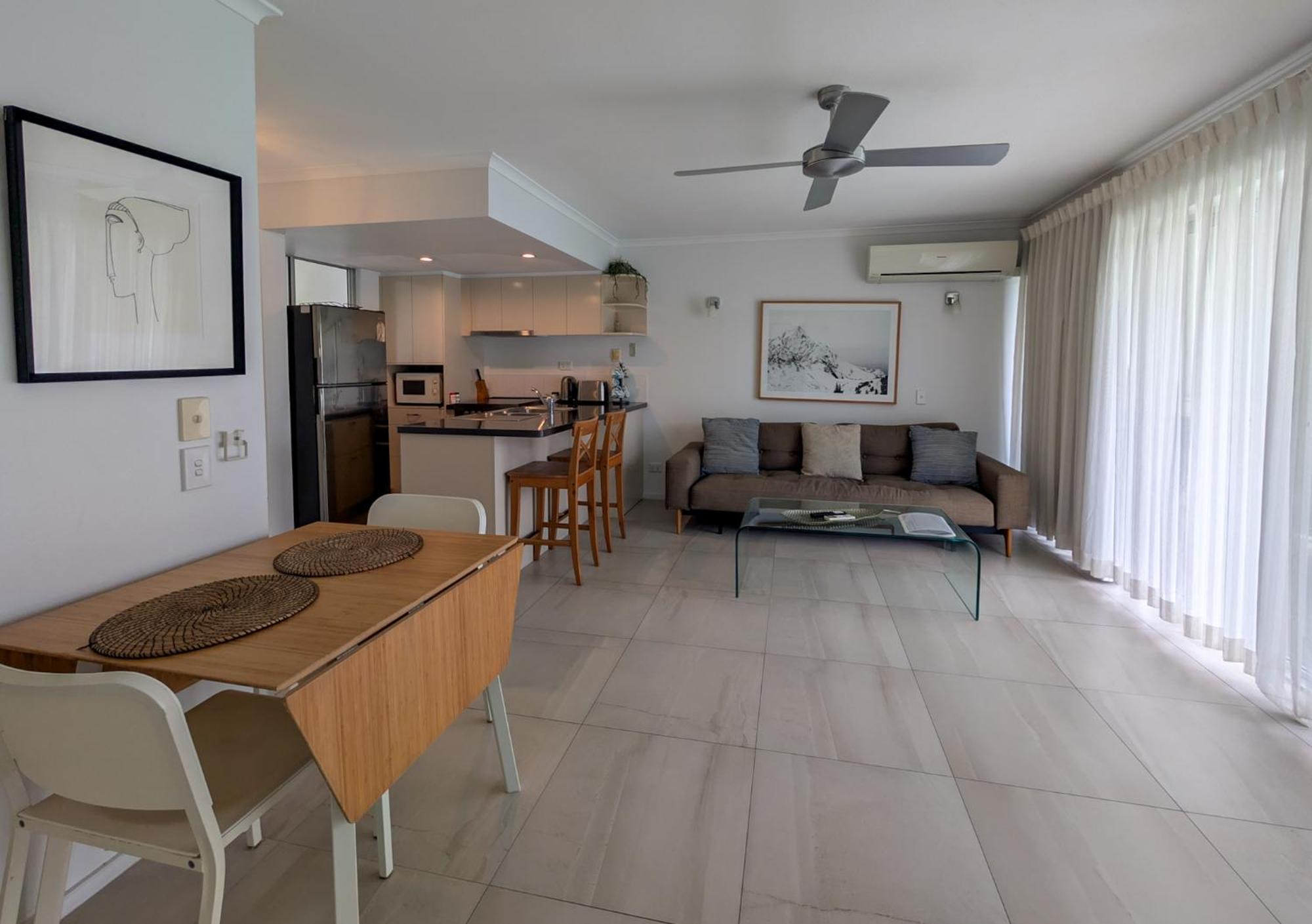 Noosa Parade Holiday Inn Extérieur photo